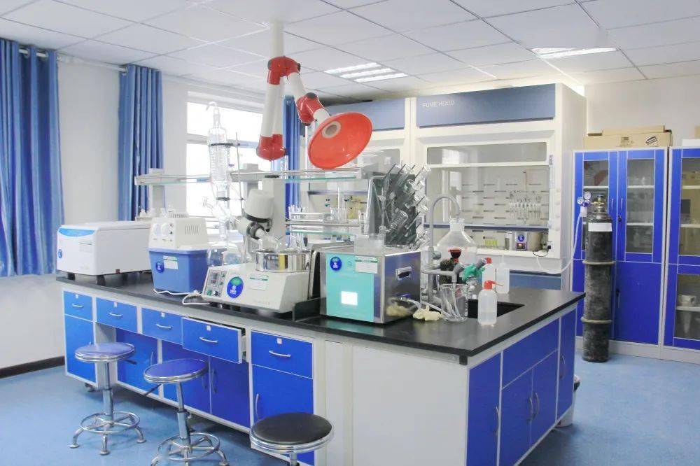 岷县食品药品检验检测中心顺利通过检验检测机构资质认定 以技术服务为基石，以党史精神为指引